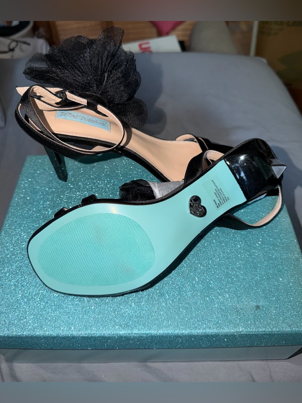 BLUE by BETSEY JOHNSON Black Floral Tulle Strappy Heels Sz 10 - Picture 10 of 10